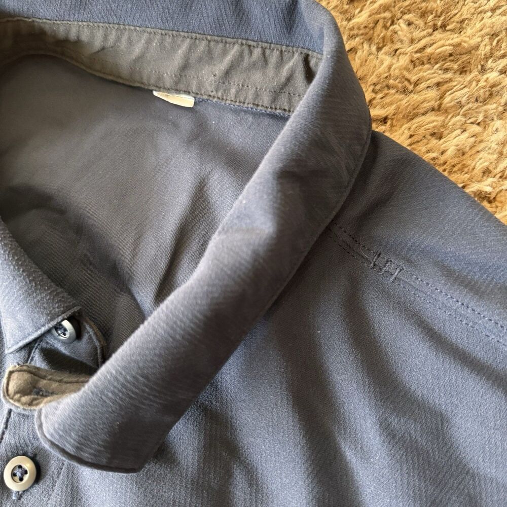 Lululemon Men's Navy Blue Textured Polo Shirt Short Sleeve Athletic Fit Stretch - Picture 3 of 5